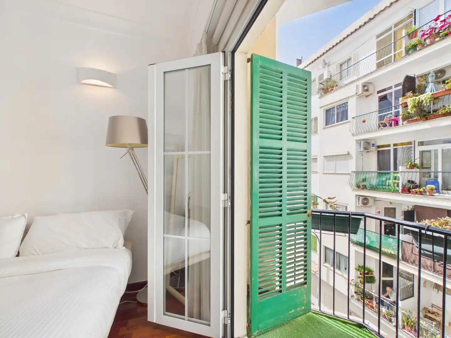 Terrassa de Apartament de lloguer en  Palma de Mallorca amb Aire condicionat, Moblat i Balcó