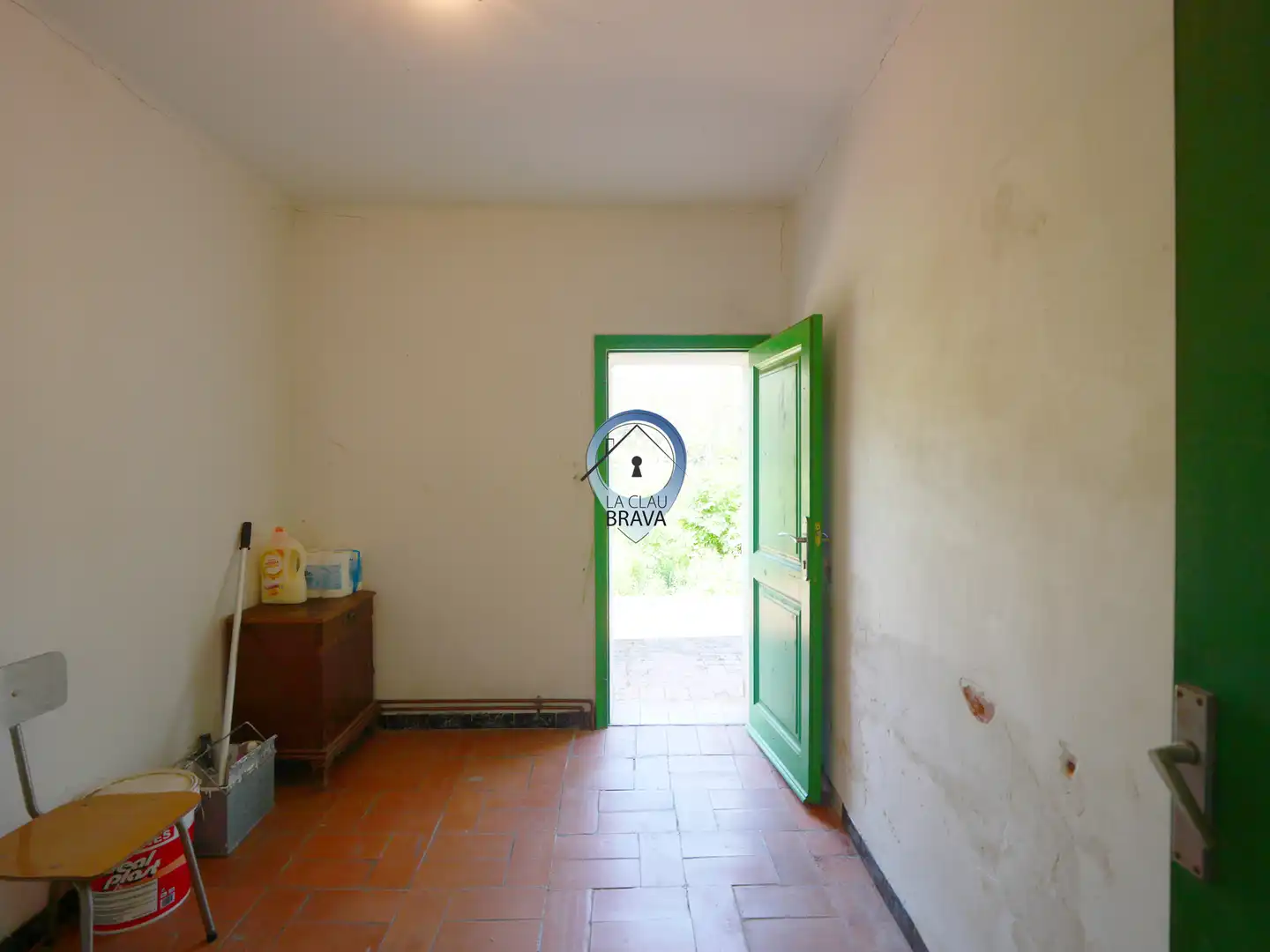 Country house zum Verkauf in Bescanó mit Heizung, Privatgarten und Terrasse