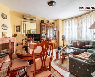 Living room of Single-family semi-detached to rent in Villamanta  with Air Conditioner, Heating and Private garden