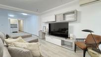 Sala d'estar de Pis en venda en  Almería Capital amb Aire condicionat, Calefacció i Terrassa