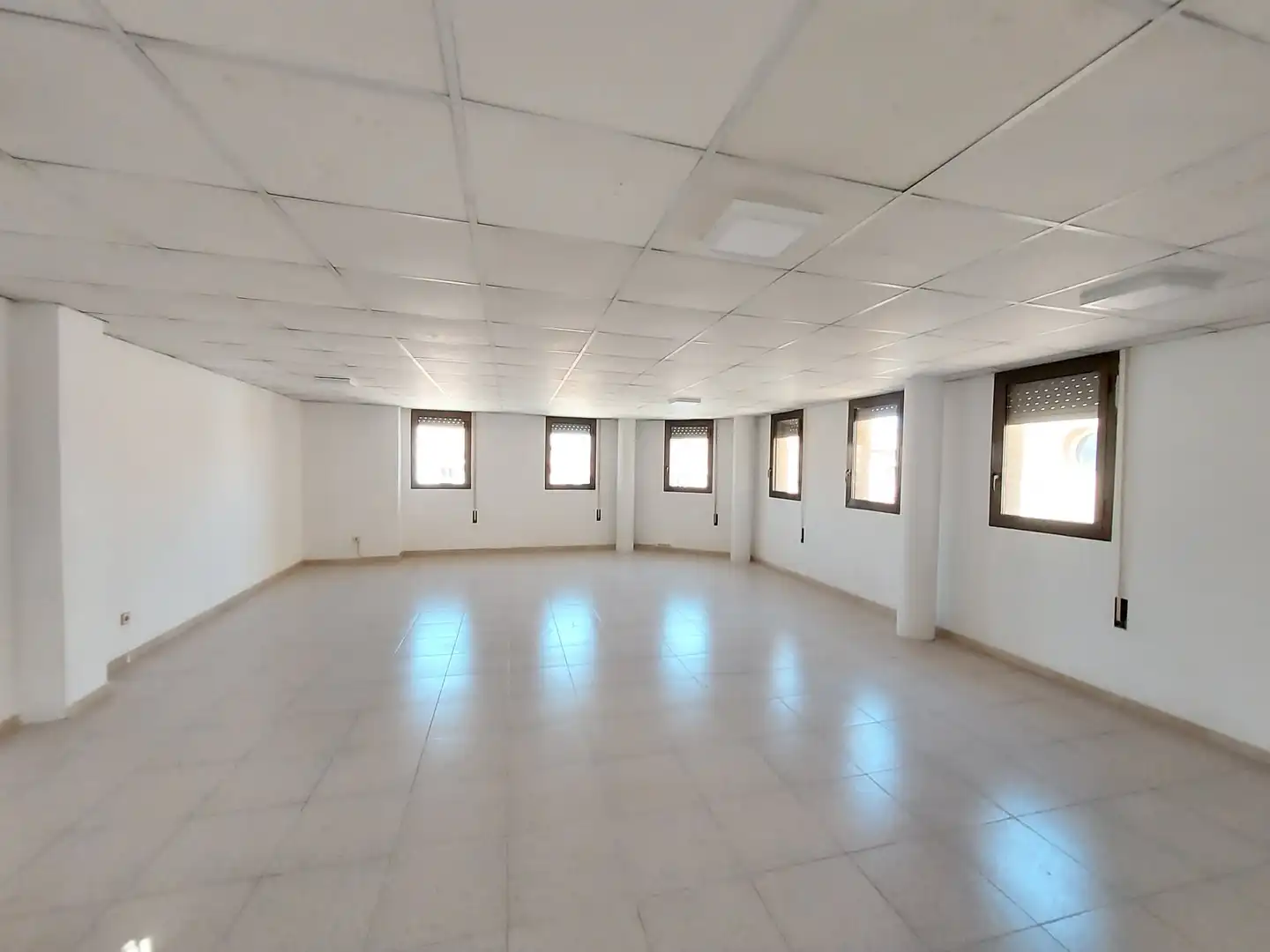 Oficina en venda en El Vendrell amb Terrassa