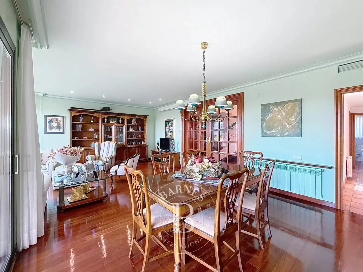 Comedor de Casa o chalet en venta en Alella con Aire acondicionado, Calefacción y Jardín privado