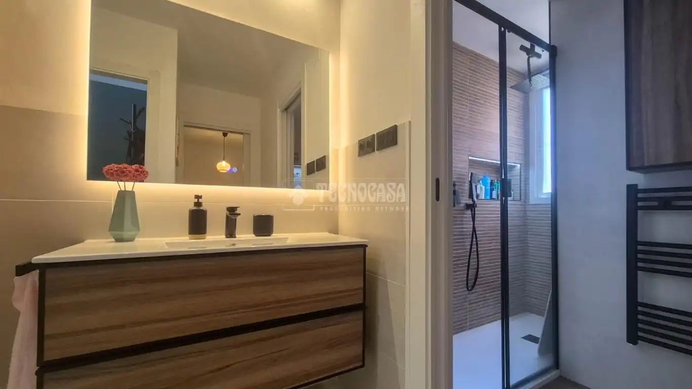 Bathroom of Detached homes for sale in Málaga  with Storage room and Community pool