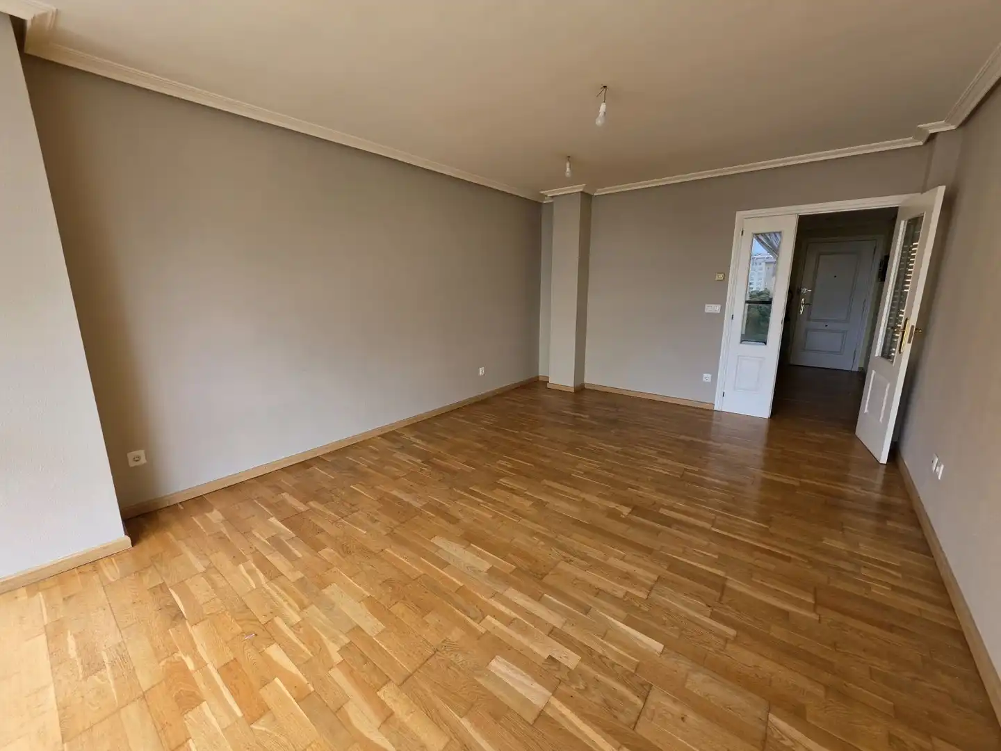 Sala de estar de Piso de alquiler en A Coruña Capital  con Calefacción