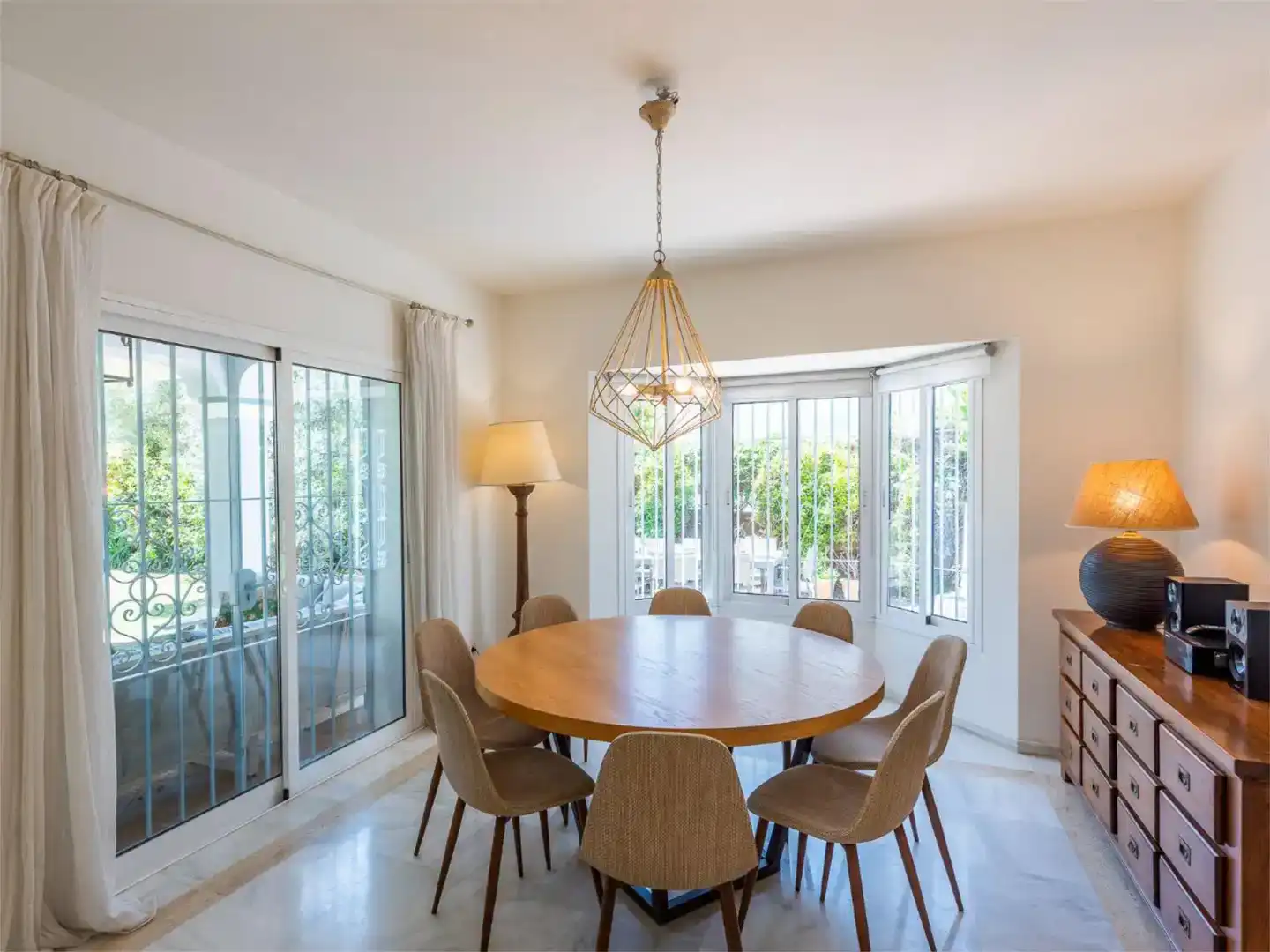 Esszimmer von Wohnung zur Miete in Estepona mit Klimaanlage, Schwimmbad und Balkon