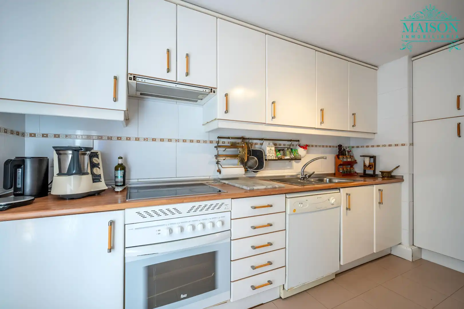 Cocina de Casa o chalet en venta en El Casar con Calefacción y Jardín privado