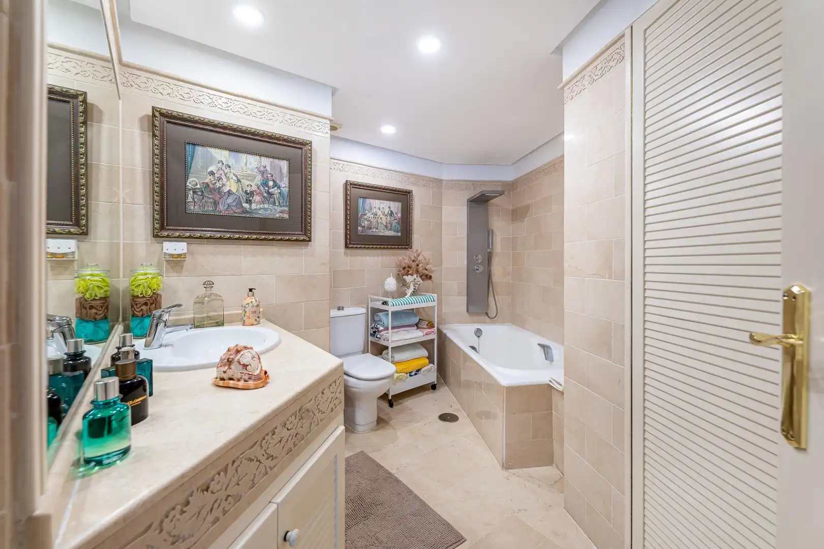 Baño de Apartamento en venta en Benalmádena con Aire acondicionado, Calefacción y Terraza