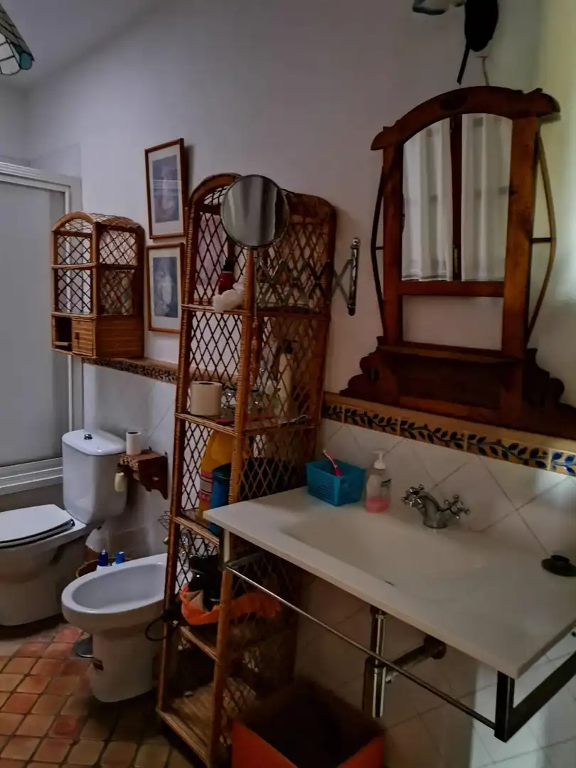 Bany de Casa o xalet en venda en Córdoba amb Aire condicionat, Terrassa i Traster