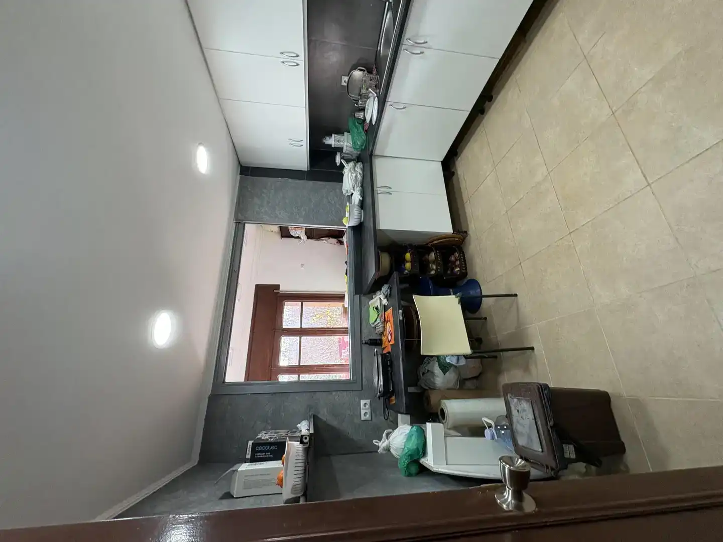 Cocina de Piso en venta en Berga con Parquet, Trastero y Amueblado