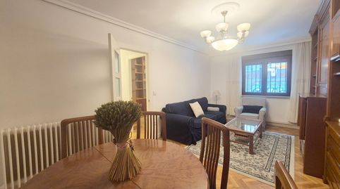 Foto 5 de Piso de alquiler en San Esteban - San Cristóbal, Salamanca Capital
