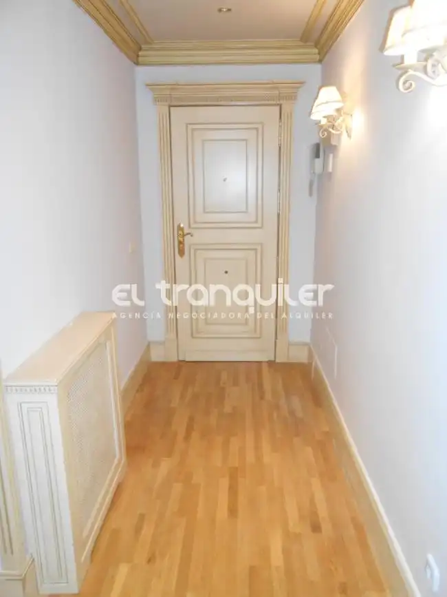 Flat for rent in Alcalá de Henares  with Air Conditioner, Parquet flooring and Swimming Pool