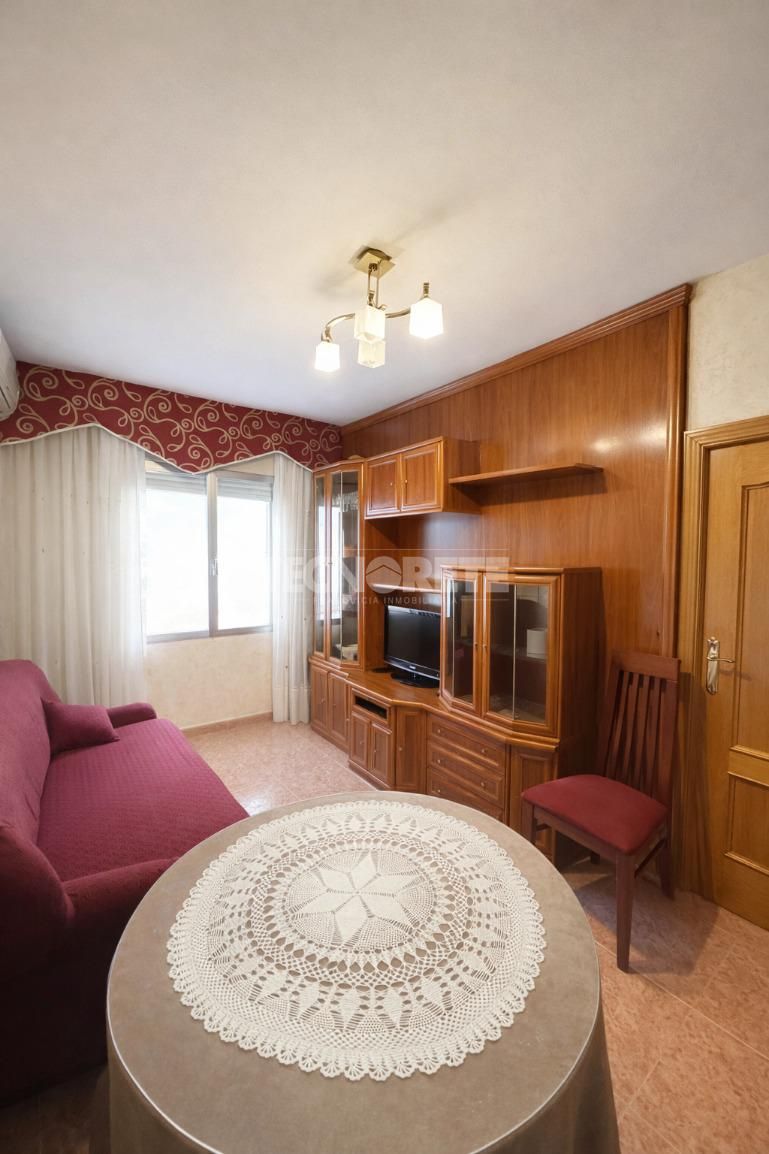 Piso en venta en Calle Argüeso, Abrantes, Carabanchel