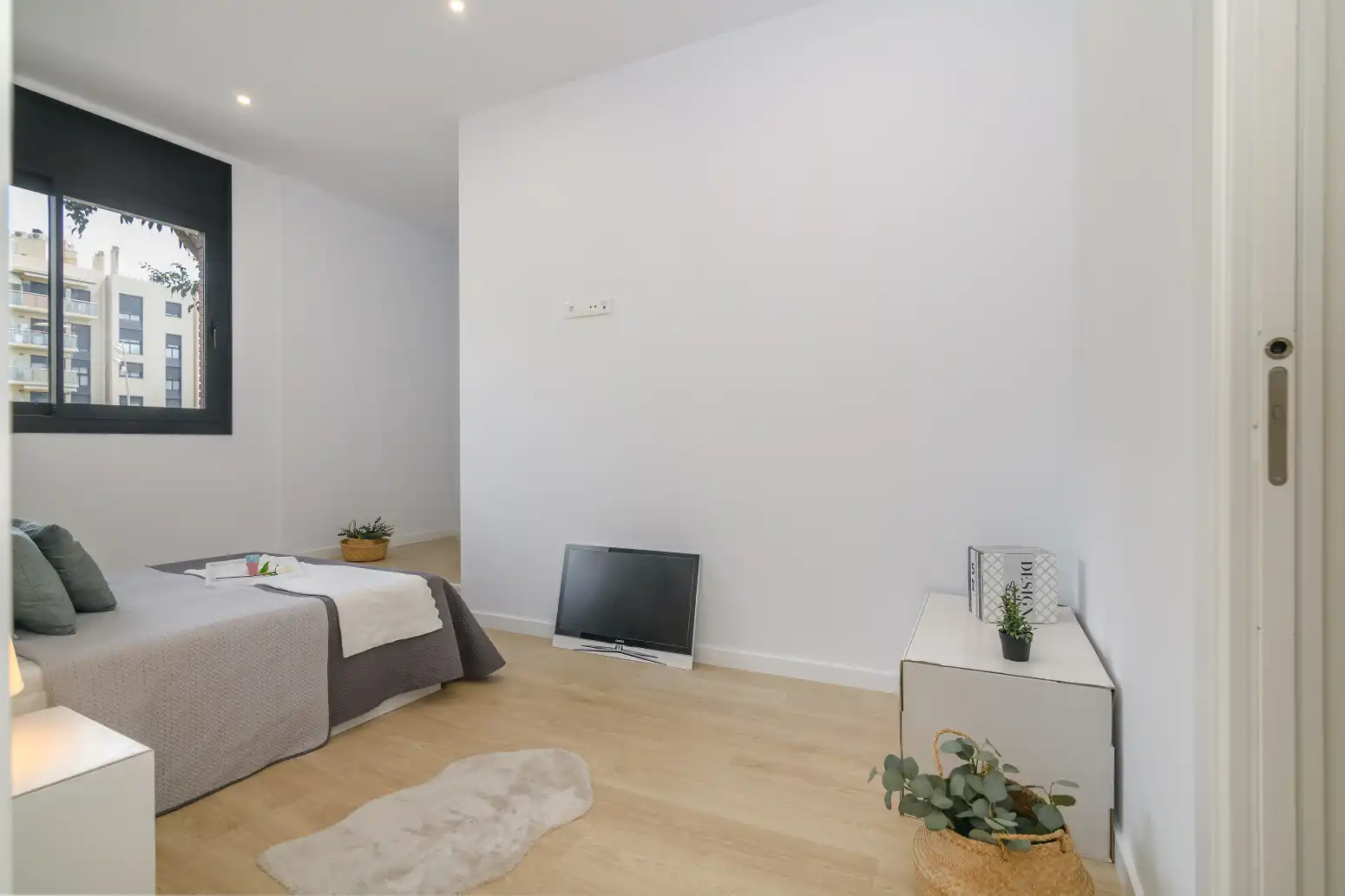 Dormitori de Pis en venda en Cornellà de Llobregat amb Calefacció, Parquet i Terrassa