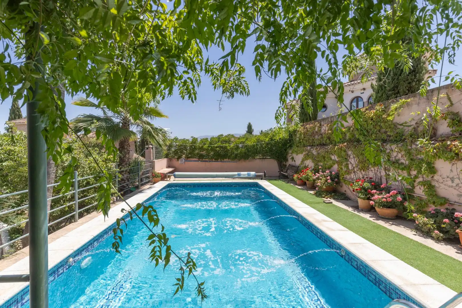 Piscina de Casa o xalet en venda en Las Gabias amb Piscina comunitària