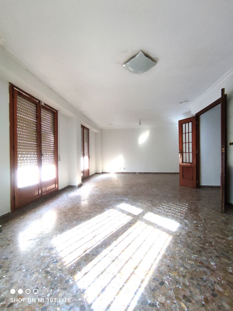 Flat for sale in Elche / Elx  with Air Conditioner