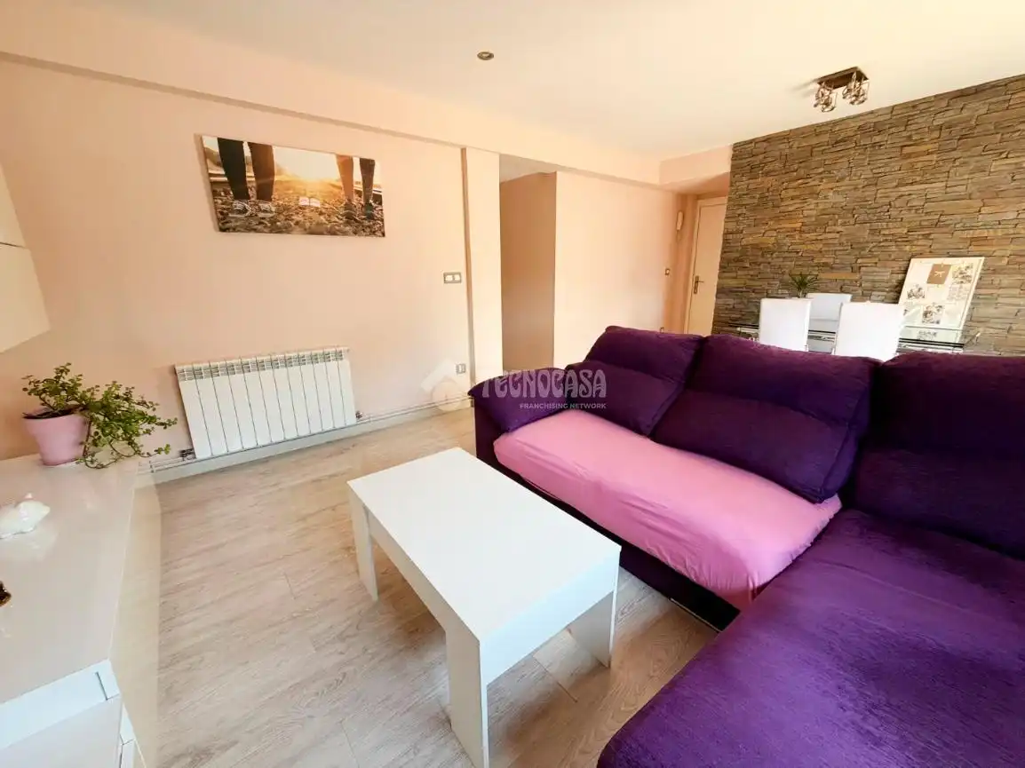 Wohnzimmer von Wohnung zum Verkauf in Zaragoza mit Klimaanlage, Heizung und Parkett