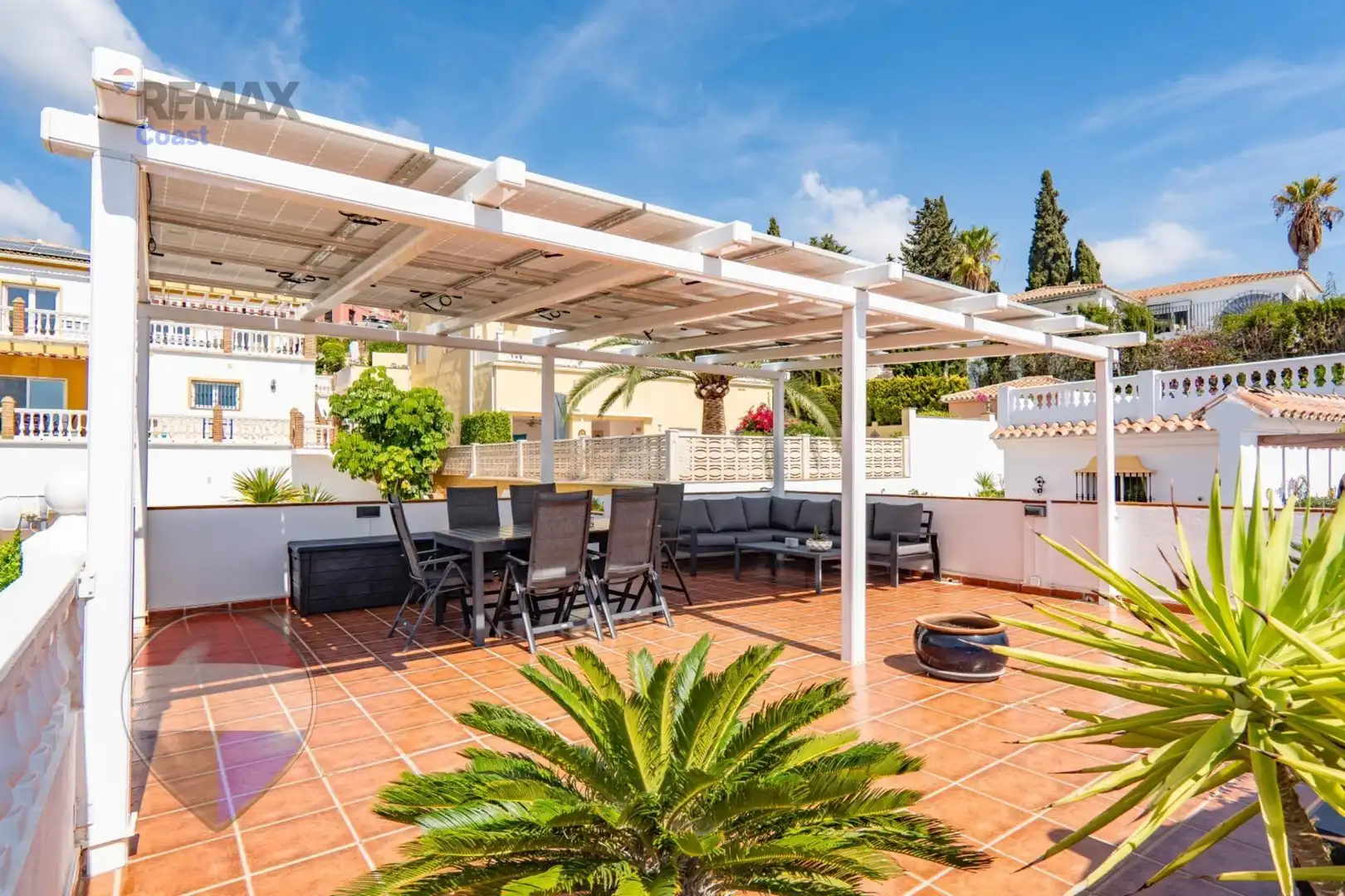 Terrassa de Casa o xalet en venda en Benajarafe