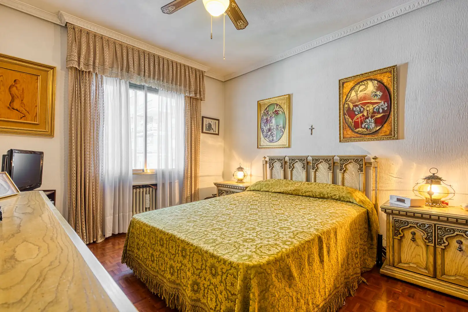 Bedroom of Flat for sale in Madrid  with Heating and Storage room