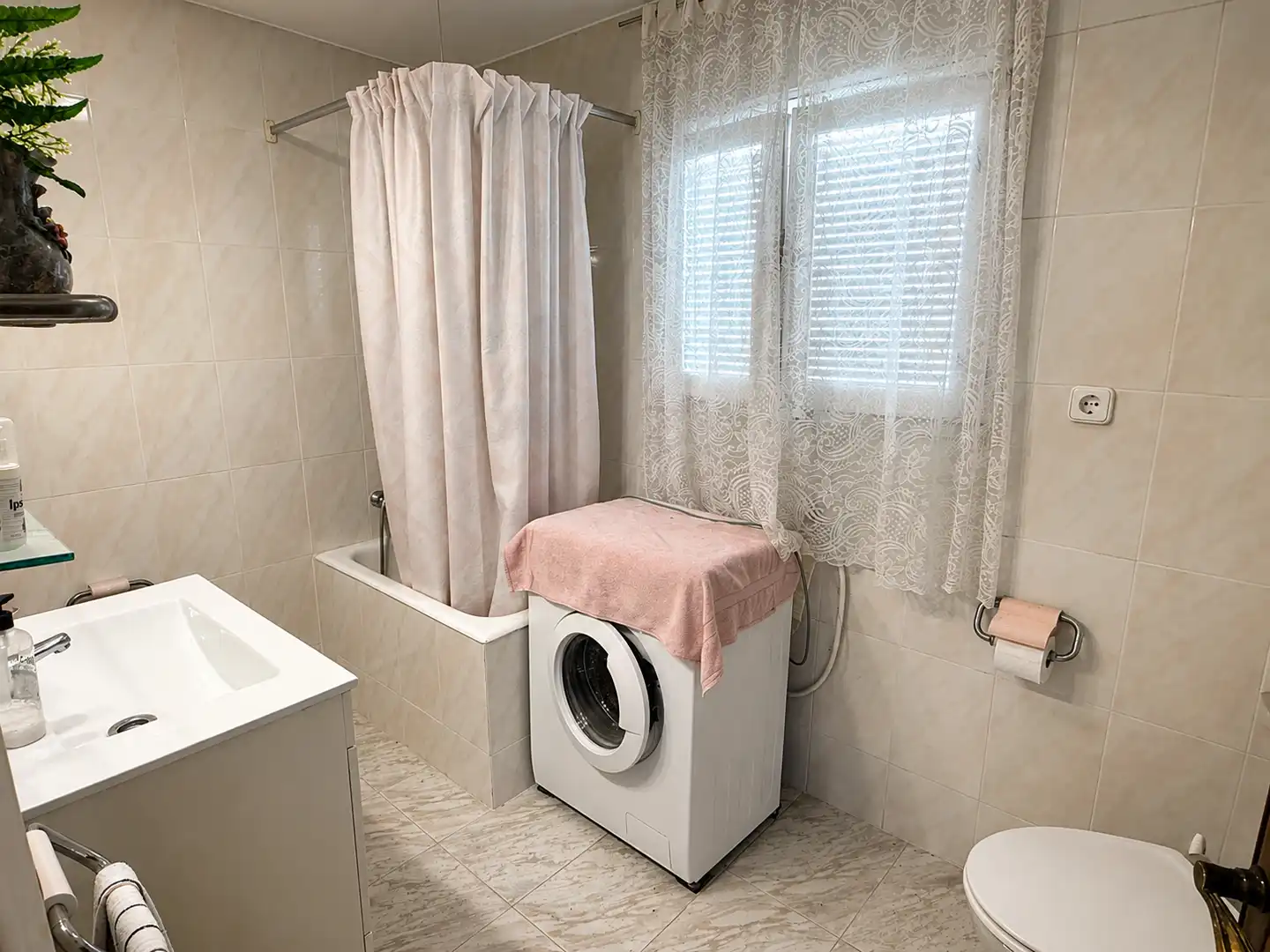 Casa con jardín en venta en Castellnou - Can Mir - Can Solà, imagen 4