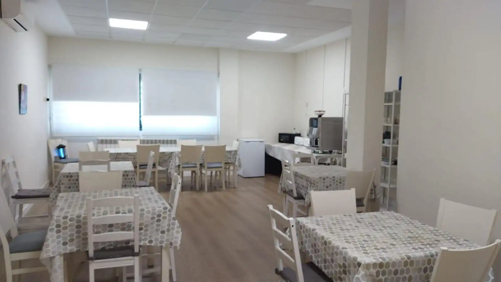 Esszimmer von Wohnung zur Miete in Villaviciosa de Odón mit Klimaanlage