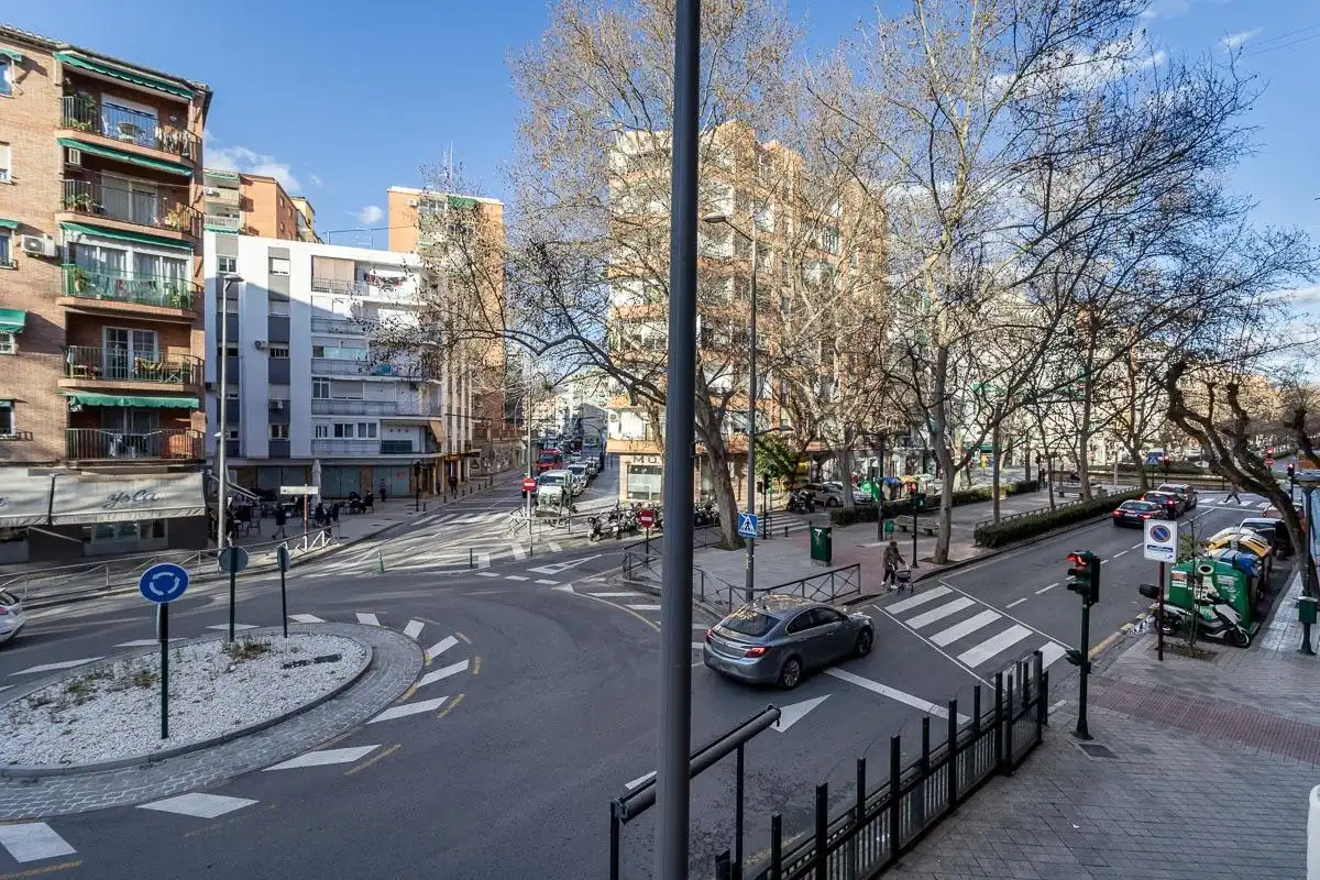 Pis amb terrassa en venda a Avenida de Cadiz 7