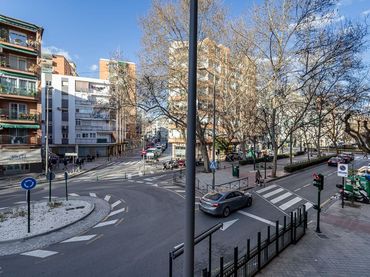 Pis amb balcó en venda a Avenida de Cadiz 7