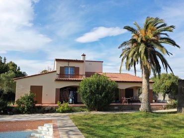 Villa con piscina in vendita a Platja de Mont-roig