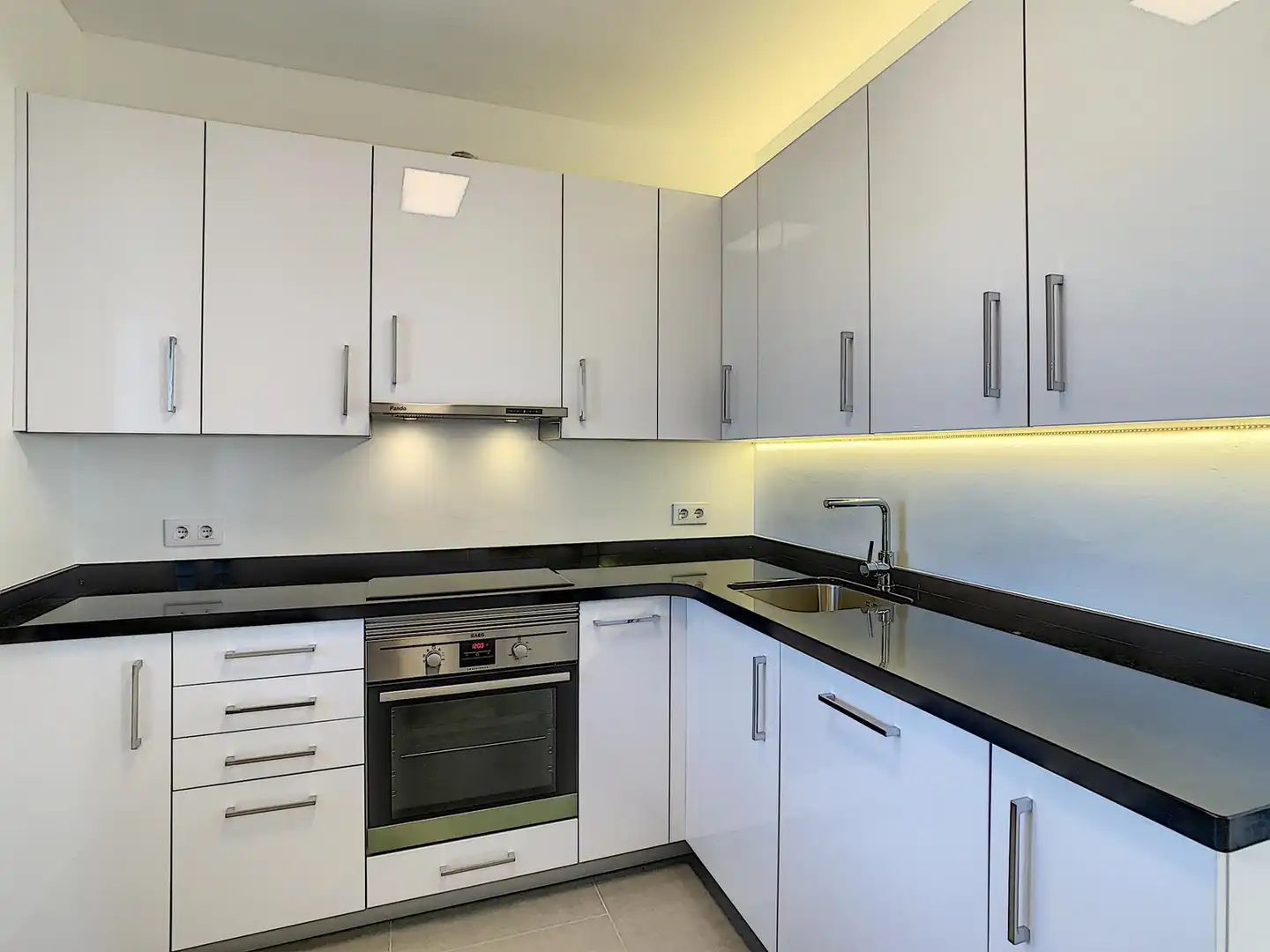 Chalet con piscina en venta en Cumbre del Sol, imagen 33