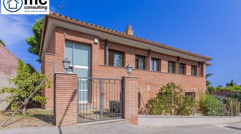Foto 2 de Casa o xalet en venda a Avenida de Puig I Cadafalch, Via Europa - Parc Central, Mataró