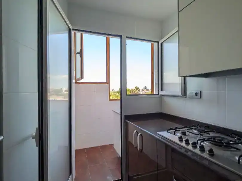 Küche von Wohnung zum Verkauf in Sueca mit Balkon