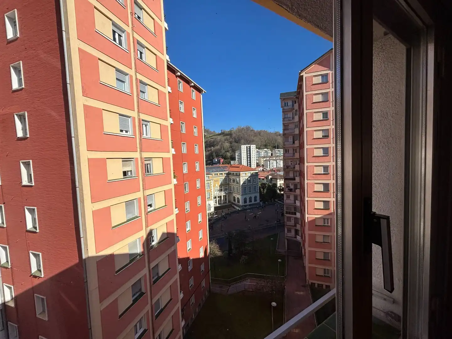 Vista exterior de Piso en venta en Eibar con Calefacción y Amueblado