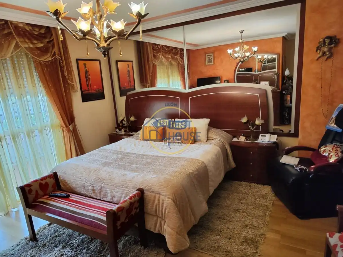 Casa pareada con piscina en venta en Villaquilambre, imagen 15