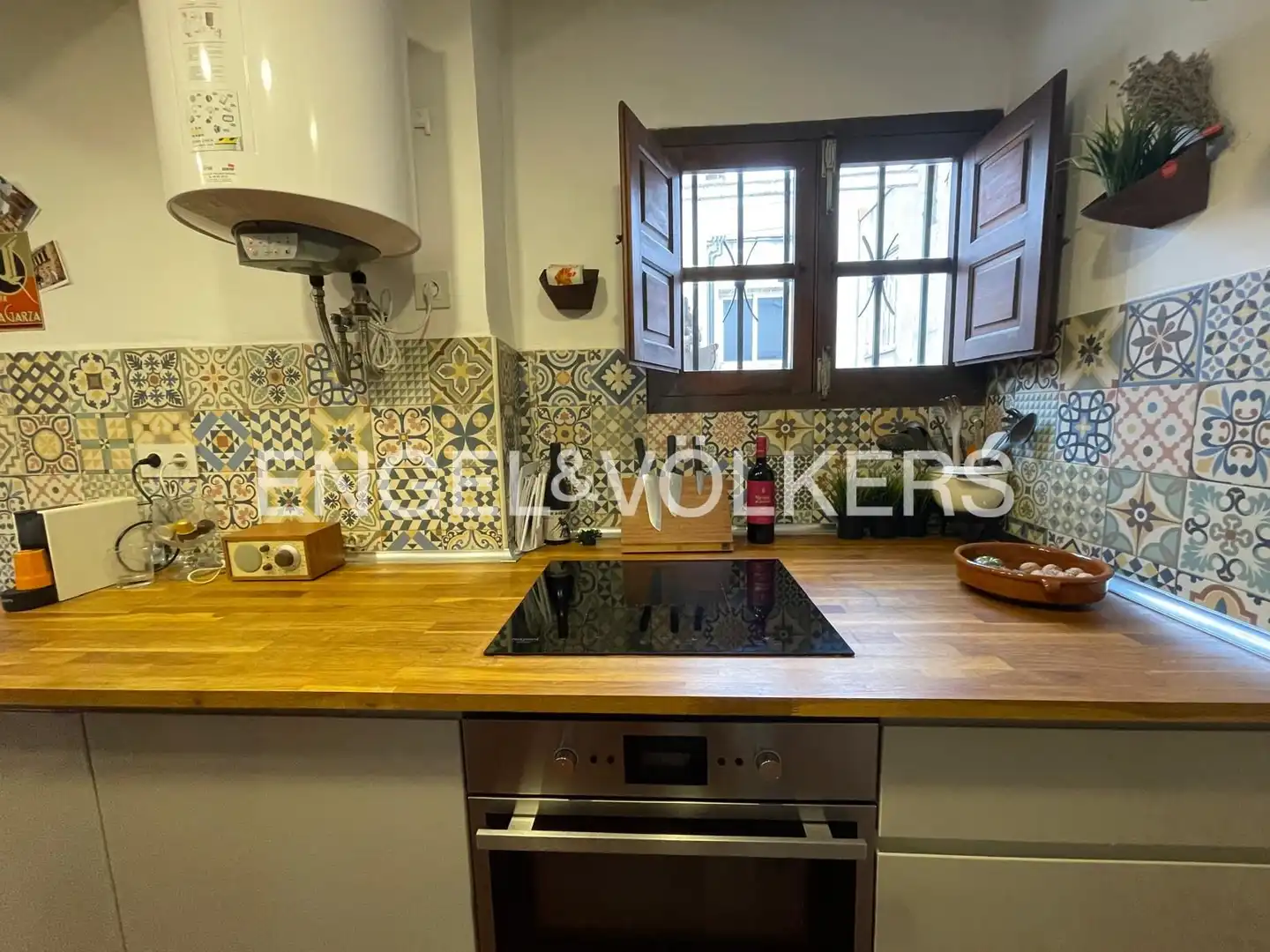 Cuina de Pis de lloguer en Valencia amb Aire condicionat, Calefacció i Terrassa