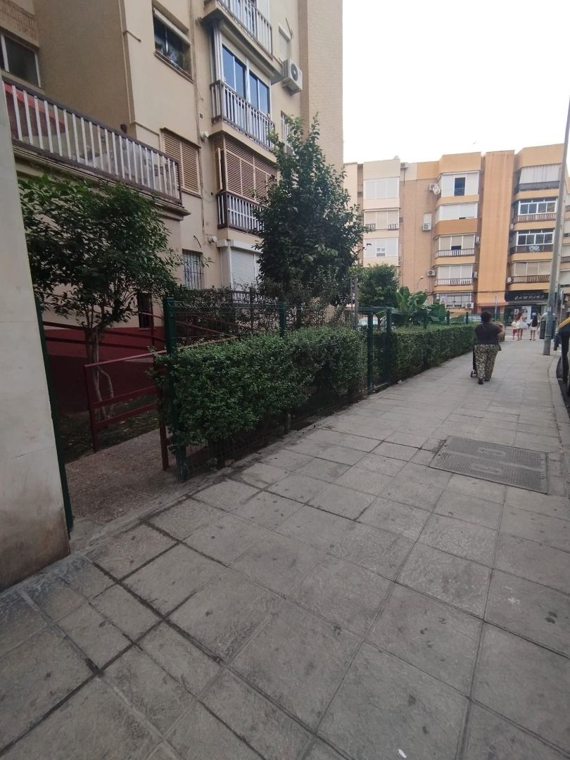 Vista exterior de Pis en venda en  Sevilla Capital amb Aire condicionat, Terrassa i Moblat