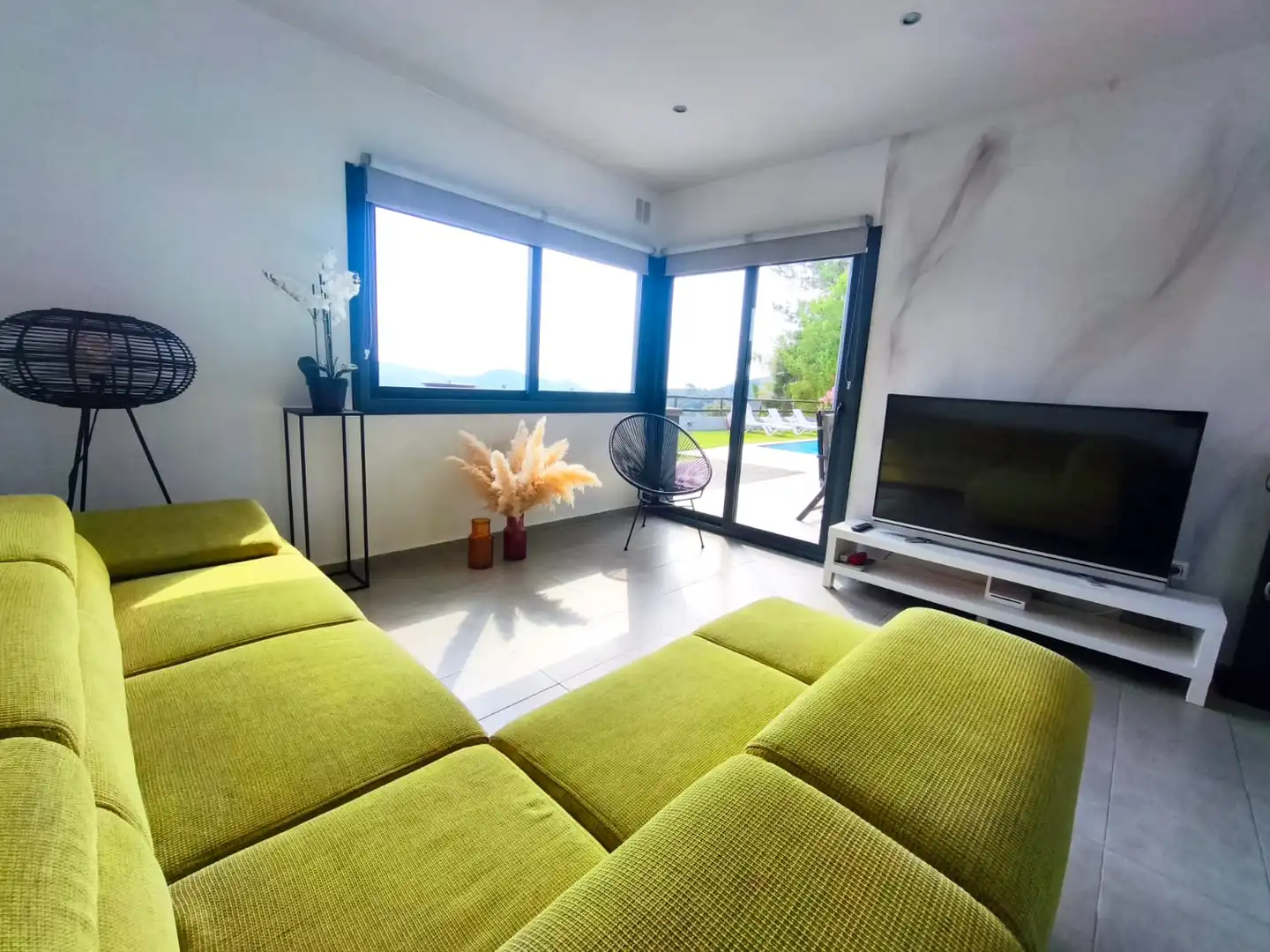 Sala d'estar de Casa o xalet en venda en Lloret de Mar amb Calefacció, Jardí privat i Terrassa