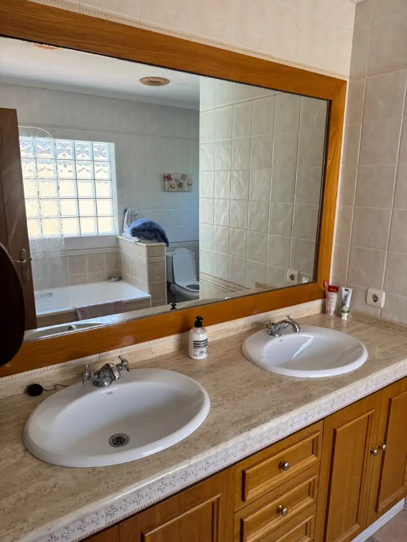 Bany de Casa o xalet en venda en Elche / Elx amb Aire condicionat, Calefacció i Jardí privat