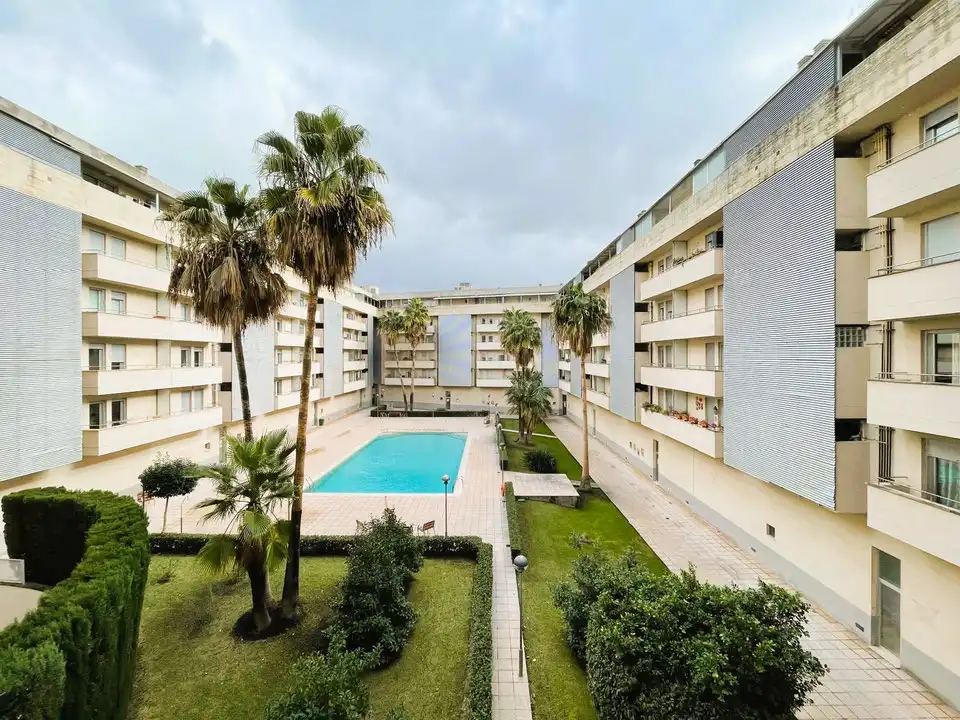 Piscina de Piso de alquiler en  Palma de Mallorca con Aire acondicionado, Calefacción y Terraza