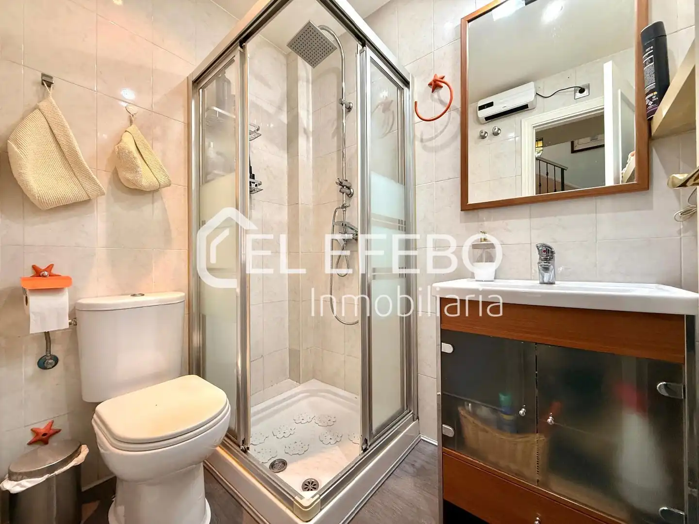Baño de Casa adosada en venta en Antequera con Aire acondicionado, Calefacción y Parquet