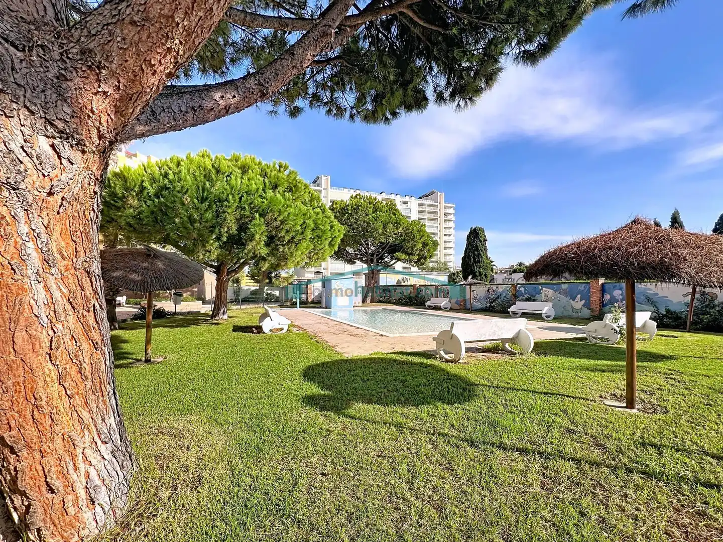 Piscina de Pis en venda en Canet d'En Berenguer amb Jardí privat, Terrassa i Balcó