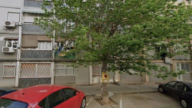 Piso en Venta en Cornellà de Llobregat - Calle CEDRE en Sant Ildefons