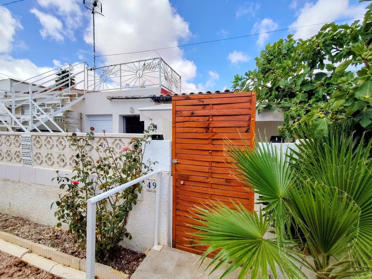 Außenansicht von Country house zum Verkauf in Torrevieja