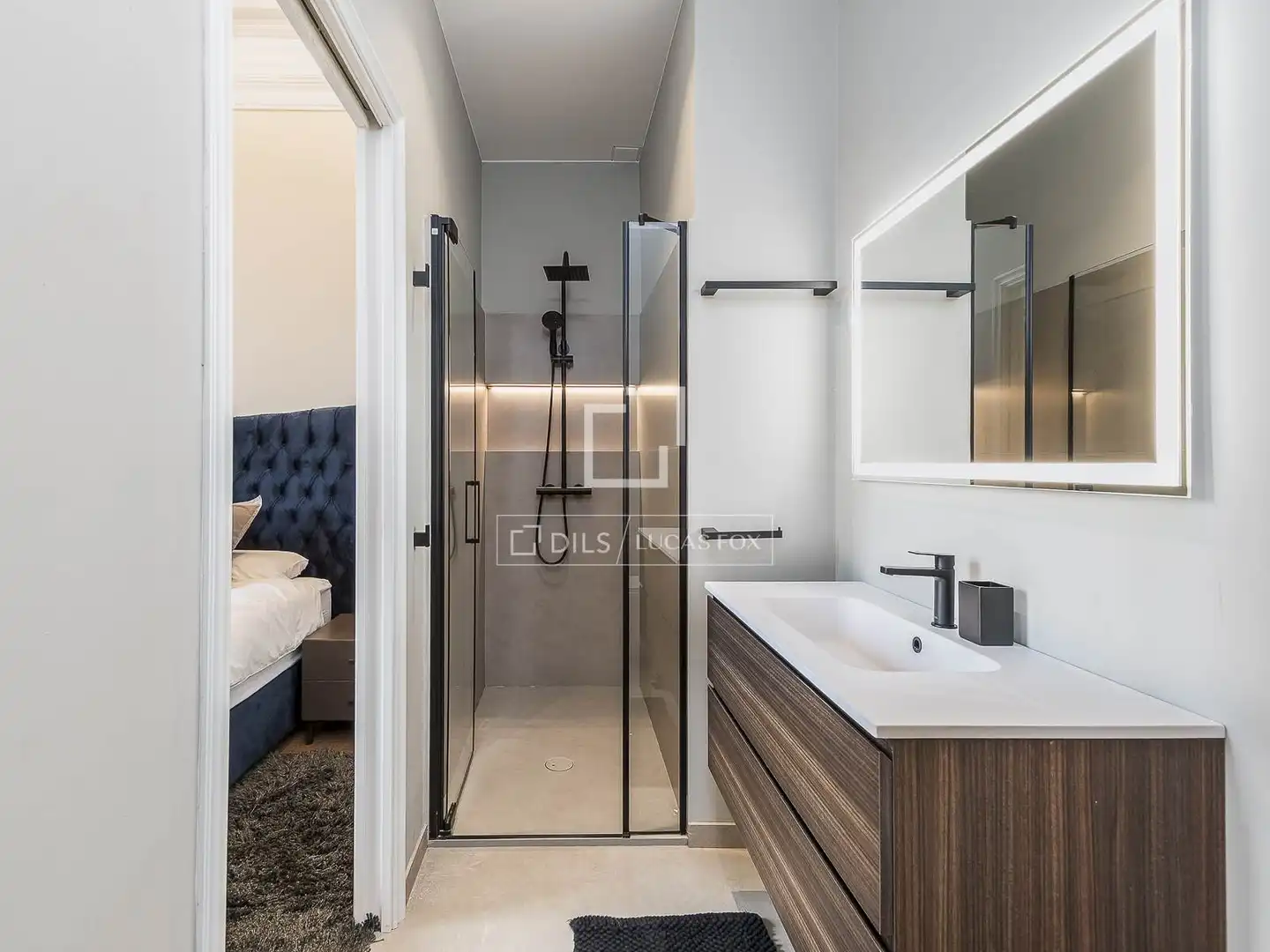 Bathroom of Flat for sale in Barcelona  with Air Conditioner, Heating and Terrace