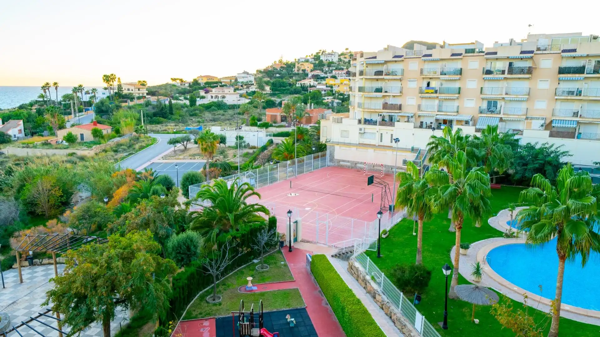 Apartments for rent in Carrer d'Oriola, Pueblo Acantilado - Lanuza