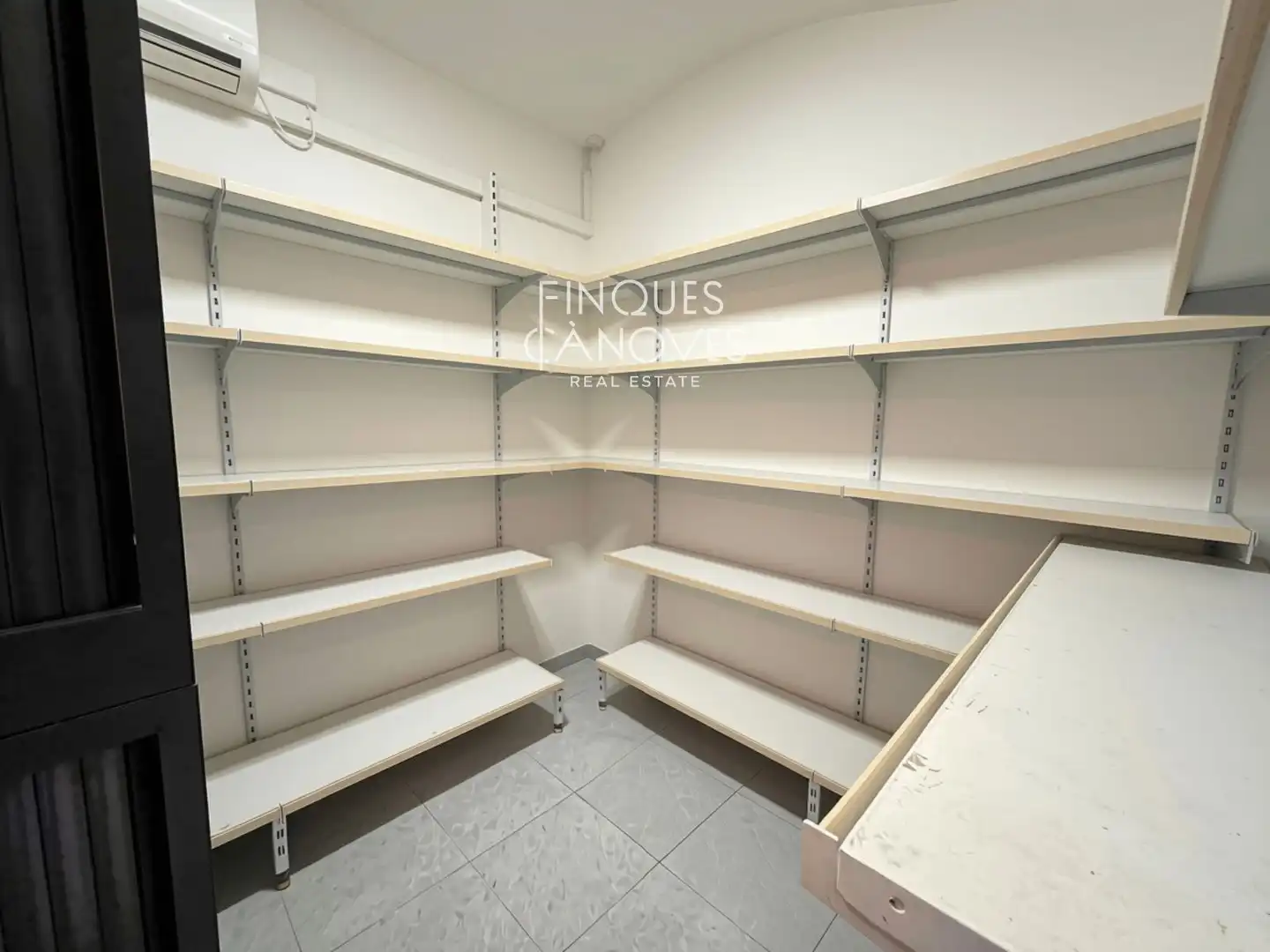 Local comercial en venta en Carrer de Girona, imagen 20
