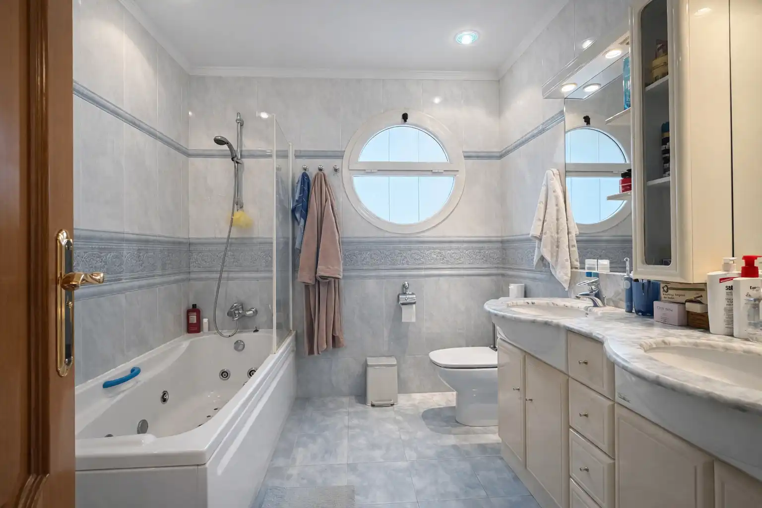 Baño de Casa o chalet en venta en Vallromanes con Calefacción, Terraza y Piscina