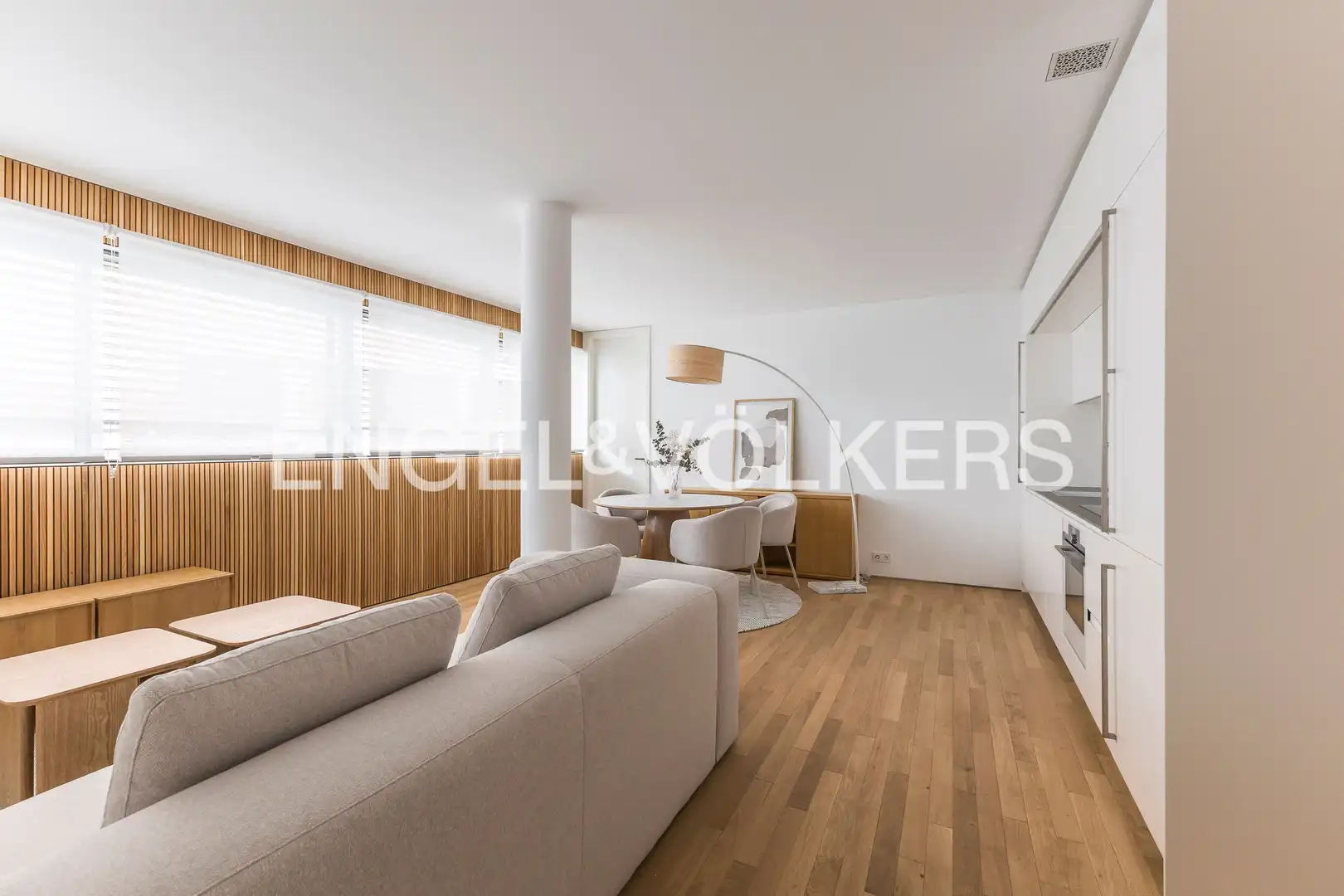 Sala de estar de Piso en venta en Madrid con Aire acondicionado, Calefacción y Jardín privado