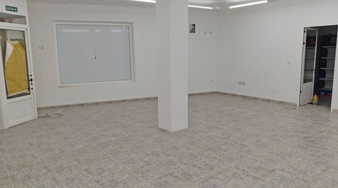 Foto 3 von Geschaftsraum zur Miete in Plaza de Toros - Avenida Chapí - Trinquete, Elda