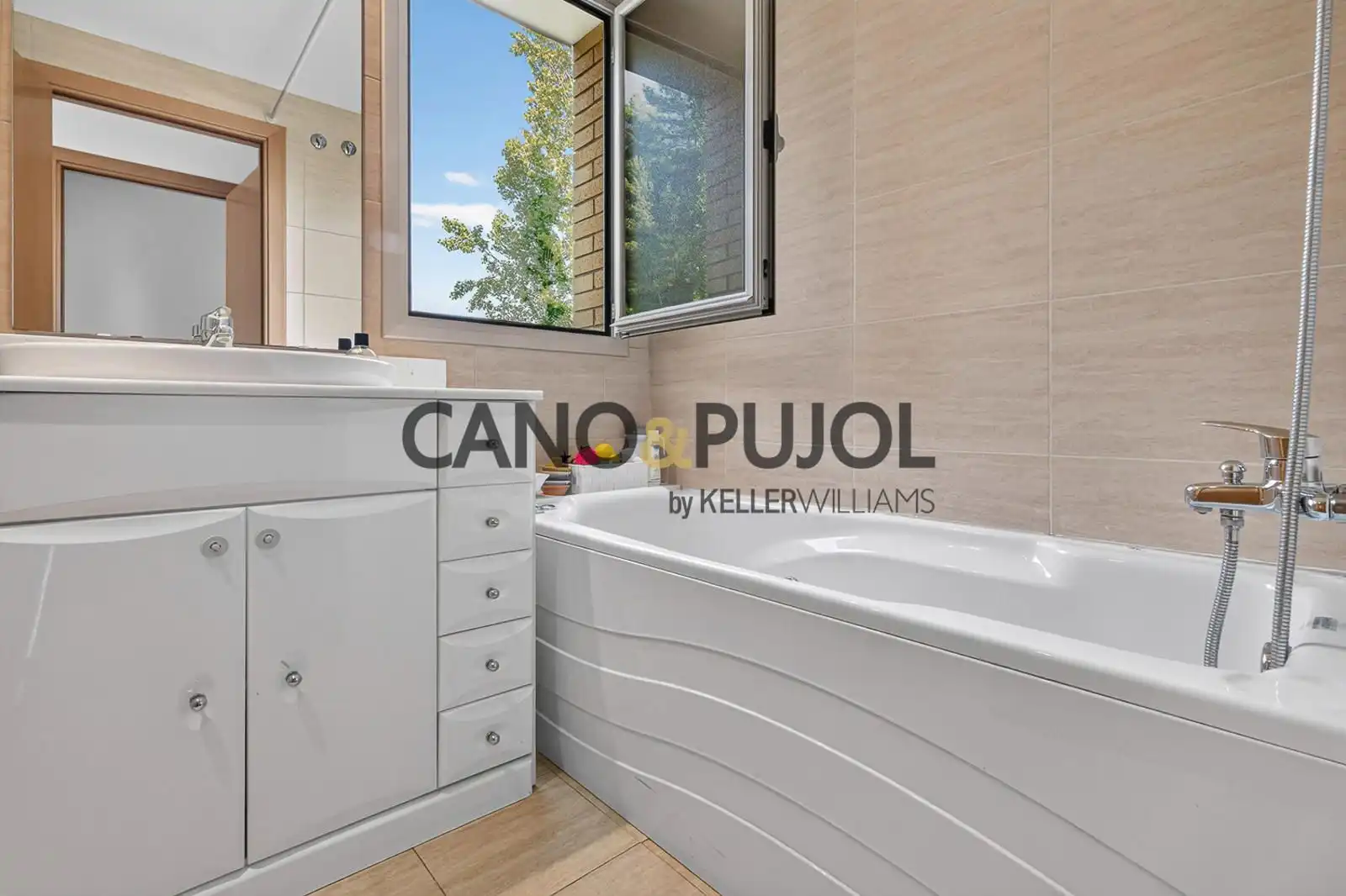 Appartement avec piscine à vendre à Corbera de Llobregat, imagen 46