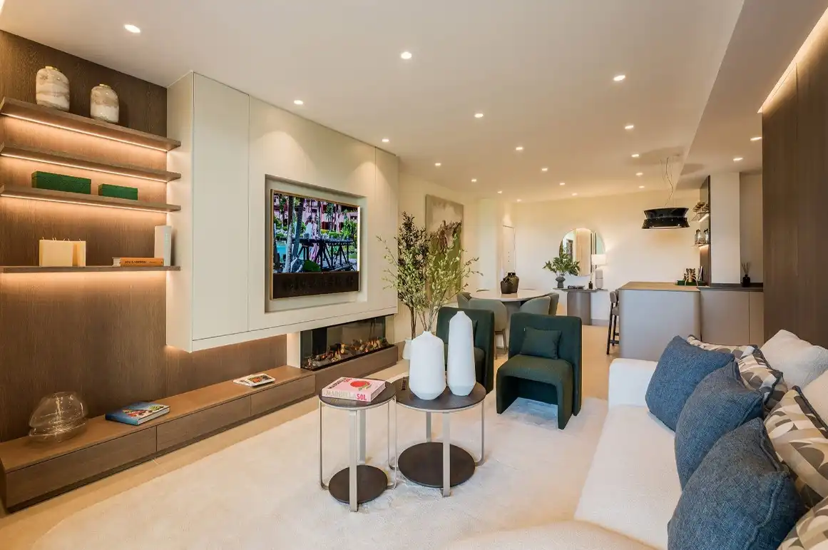 Sala d'estar de Apartament en venda en Estepona amb Aire condicionat, Calefacció i Jardí privat