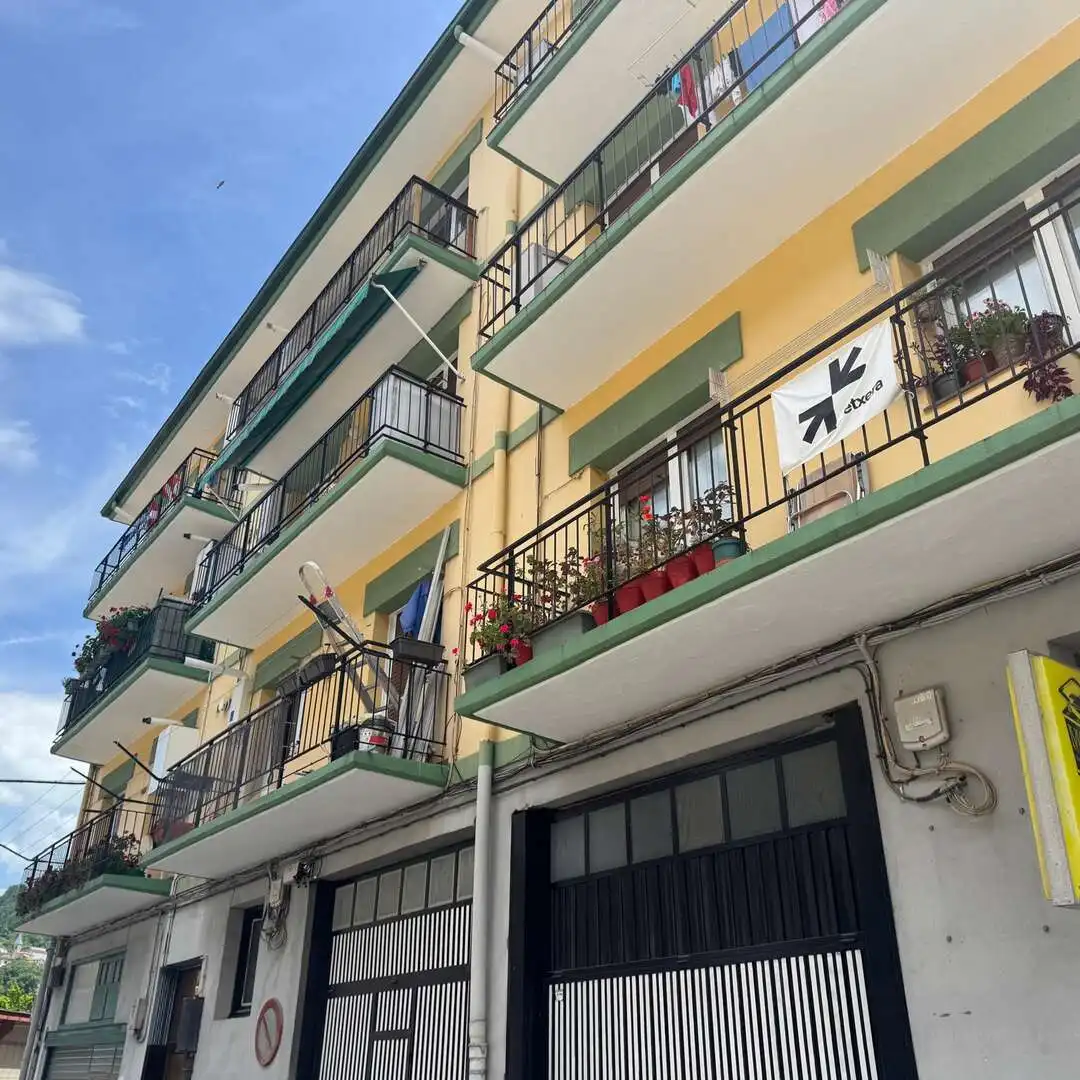 Vista exterior de Piso en venta en Ibarra con Calefacción y Balcón